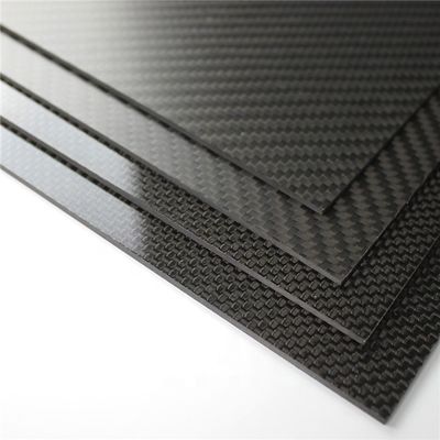 Hoja de fibra de carbono laminada de 2 mm con corte CNC para el marco del dron