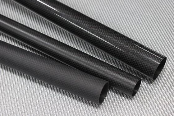 Bajo peso Tubos redondos de fibra de carbono de tamaño pequeño 6 mm 7 mm 8 mm 10 mm 12 mm 13 mm