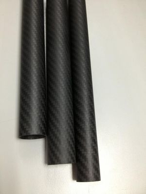 Bajo peso Tubos redondos de fibra de carbono de tamaño pequeño 6 mm 7 mm 8 mm 10 mm 12 mm 13 mm