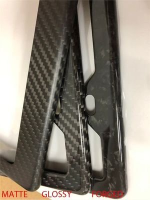Cuadro de placa de licencia de fibra de carbono 100 con cubierta